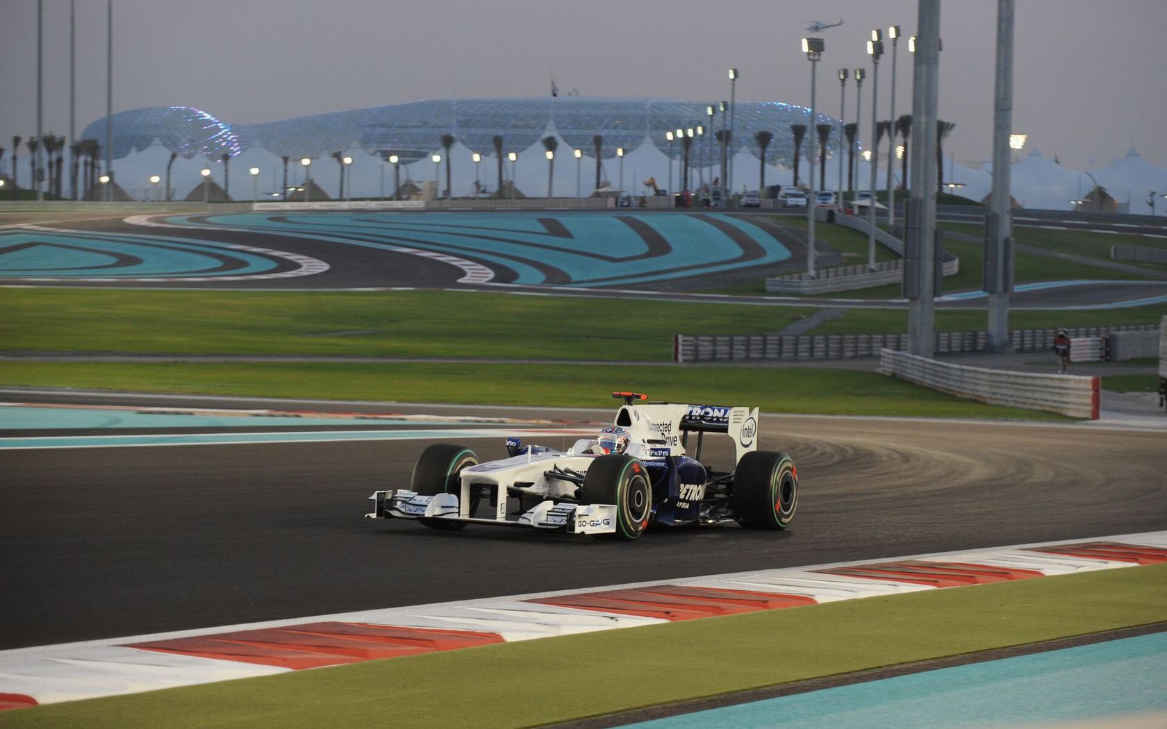 GP ABU DHABI 1680x1050